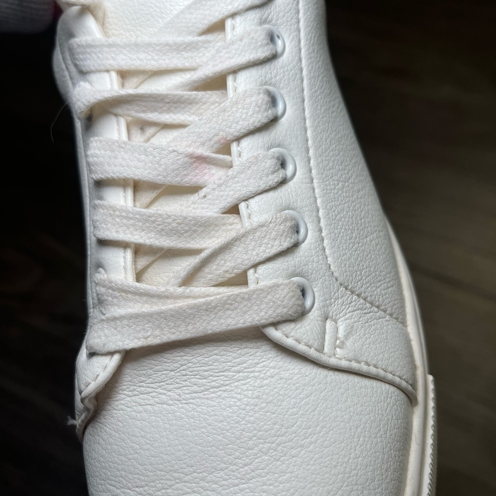 Joie White Faux Leather Sneakers Size 8.5 Women’s Casual Comfortable Everyday - Picture 12 of 12